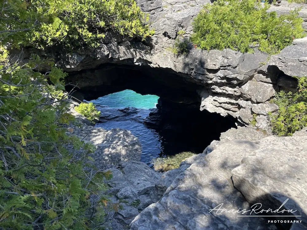 Arche naturelle Péninsule Bruce L'arche naturelle donnant sur les eaux turquoises de la baie Georgienne