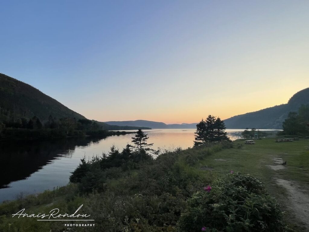 Coucher de soleil sur la Baie Saint-Marguerite dans le Fjord-du-Saguenay